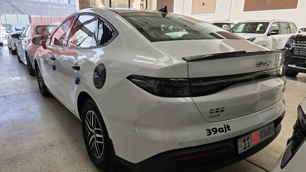 بي واي دي سيل 05 DM-i